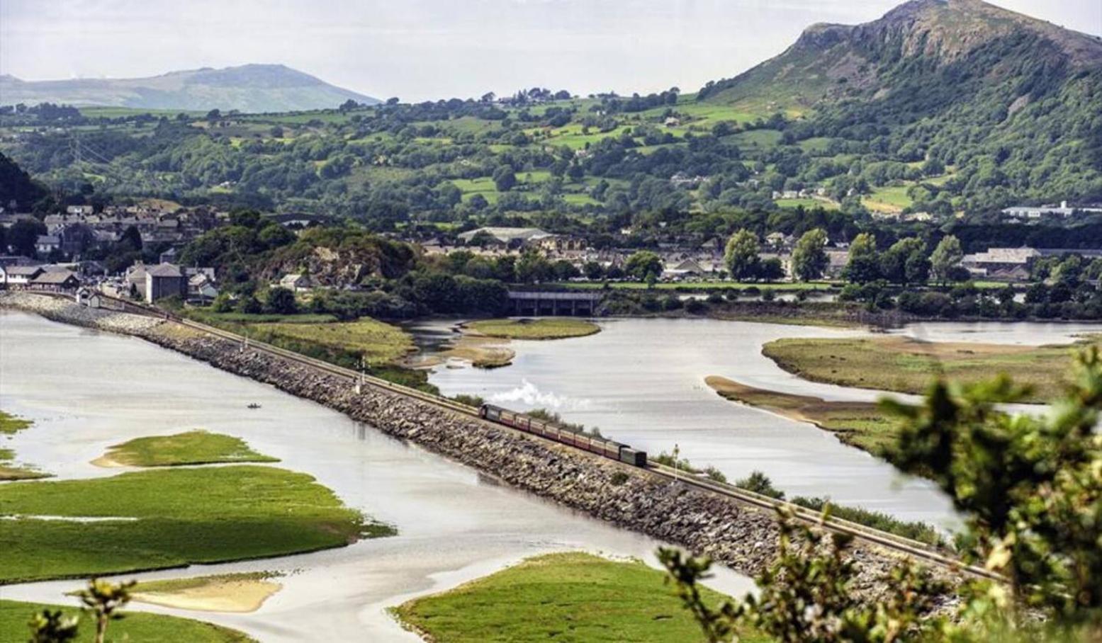 Luxury Home 10 Min To Snowdonia Football Table Tremadog Esterno foto